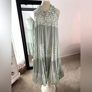 Stitchdrop Green Tiered Sleeveless Halter Sundress